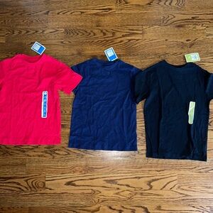 Bundle of three Circo t-shirts in red, navy, black size small (6/7) unisex NWT